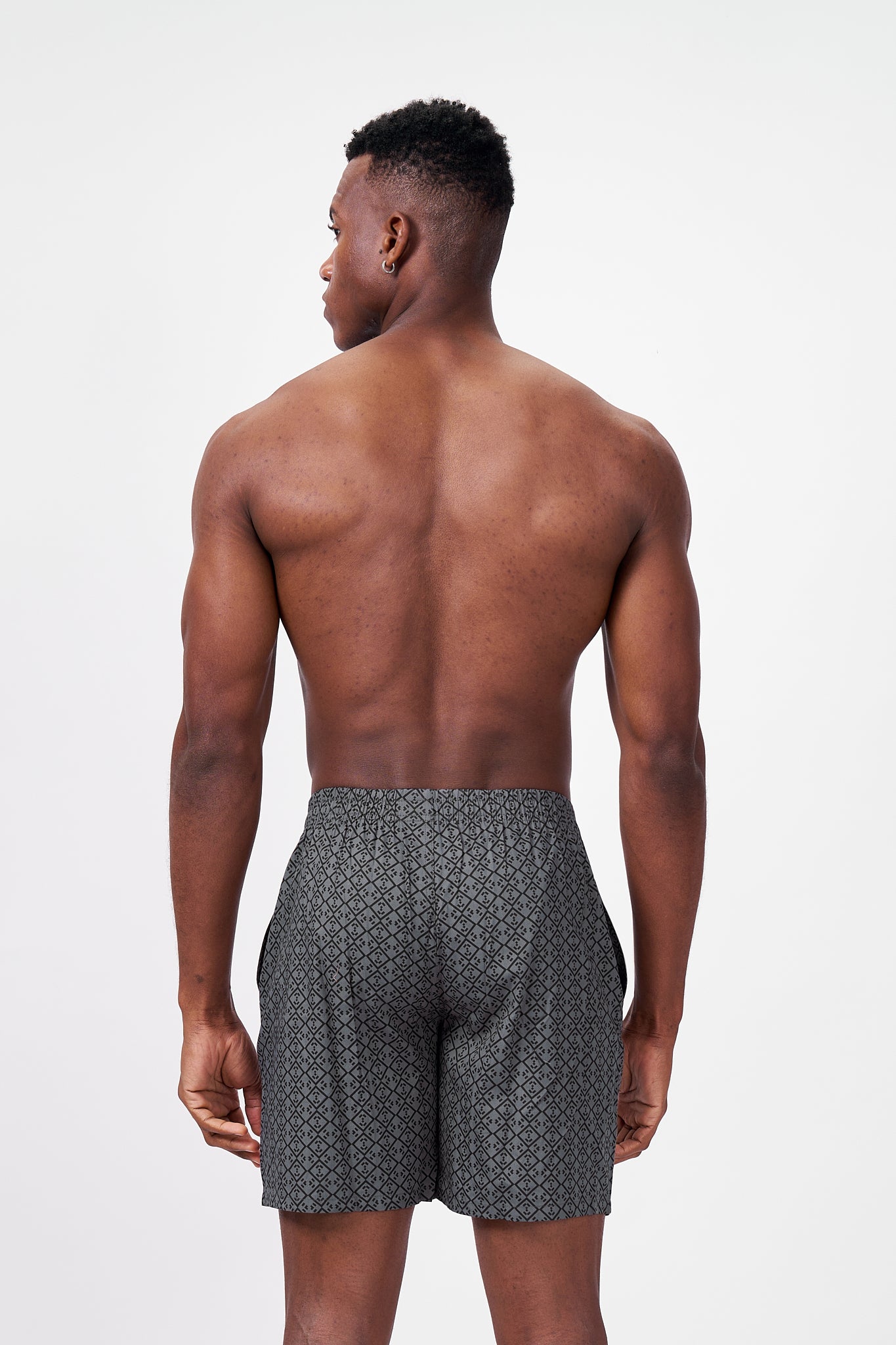 Macho Genie men’s charcoal gray printed cotton boxers with flexible waistband, 6 inch inseam, spacious pockets and breathable 100% pure cotton
